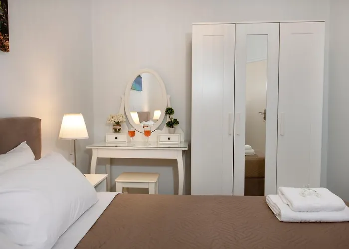 Irina In Old Town With 3 Bedrooms And 2 Baths * Retimno