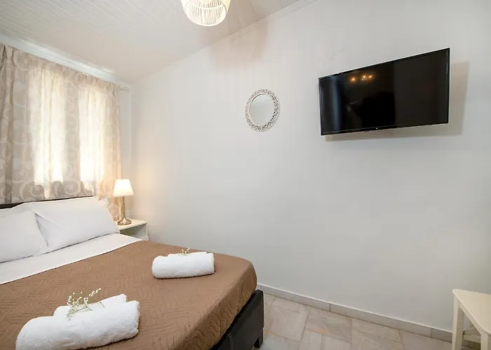 Irina In Old Town With 3 Bedrooms And 2 Baths * Rethymno